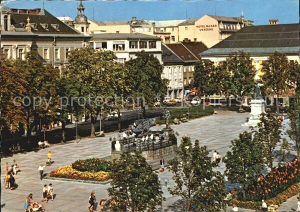 Klagenfurt Woerthersee Blick auf den Neuen Platz