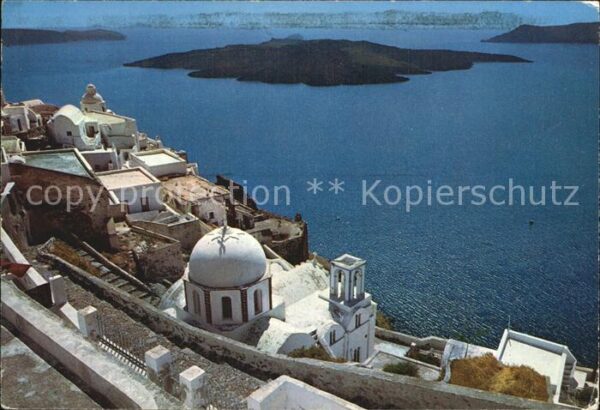 Santorin Thira Thera Ansicht von Fira mit Vulkan