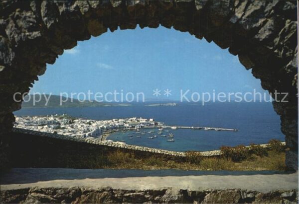 Mykonos Kykladeninsel Aegaeis Teilansicht aus dem Festungsbogen