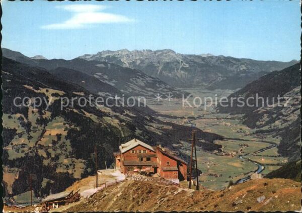 Gerlos Gerlossteinhaus mit Blick auf Zillertal