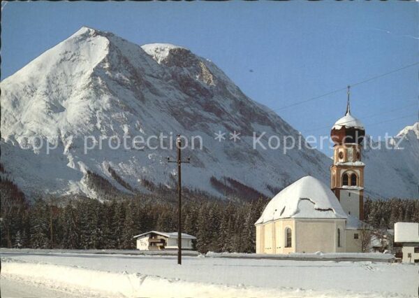 Kirchplatzl Oberleutasch Pfarrkirche Hohe Munde Winterpanorama M
