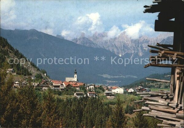 Arzl Pitztal Gesamtansicht mit Alpenpanorama Sommerf