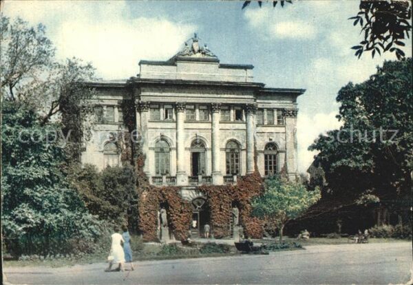 Warszawa Gmach Biblioteki Uniwersytetu Warszawsk