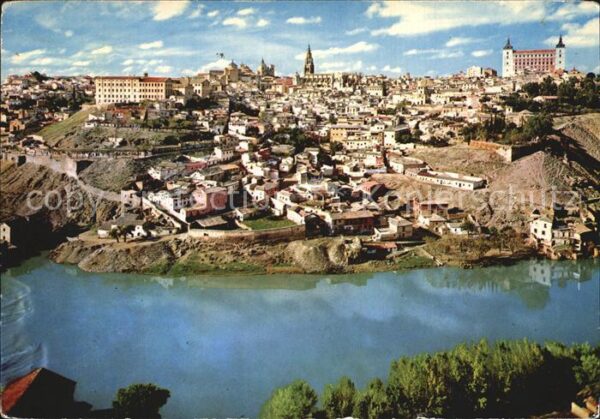 Toledo Castilla-La Mancha Vista general sobre el Tajo