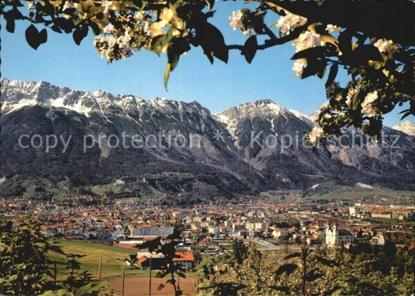 Innsbruck Panorama gegen Nordkette