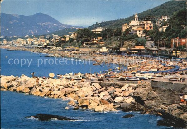 Cavi di Lavagna Der Strand