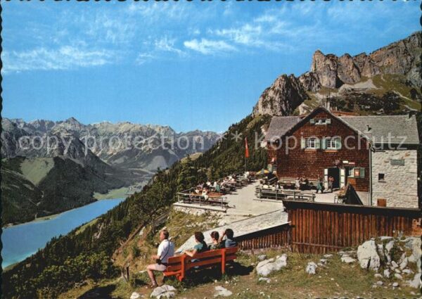 Tirol Region Erfurter Hütte mit Rospitze Dalfazerkam