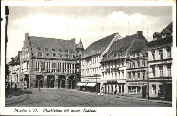 Minden Westfalen Marktplatz mit neuem Rathaus