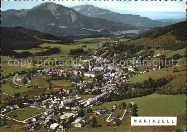 Mariazell Steiermark mit Gemeindealpe und Ötscher Fliegerauf