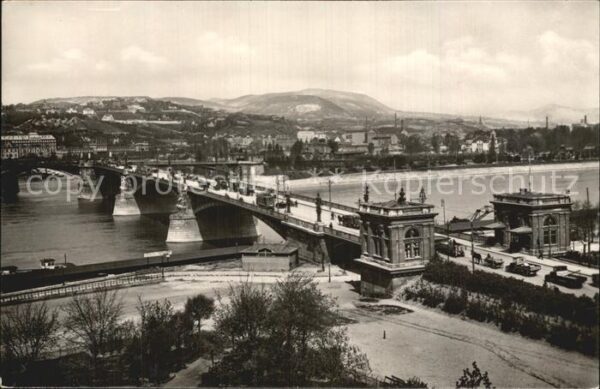Budapest Margithid Margaretenbrücke Donau