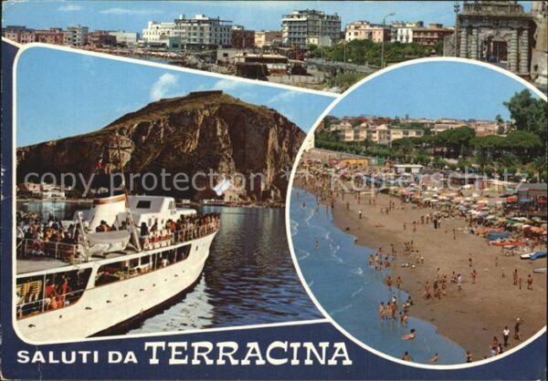 Terracina Teilansicht Strand Felsen Fährschiff