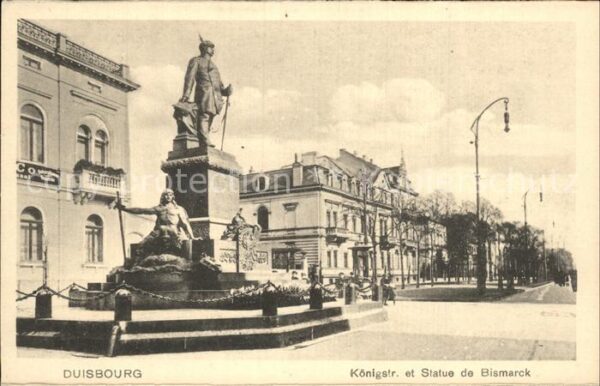 Duisburg Ruhr Königstrasse und Bismarck-Statue