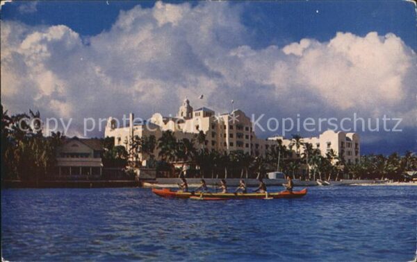 Waikiki Outrigger Candeing