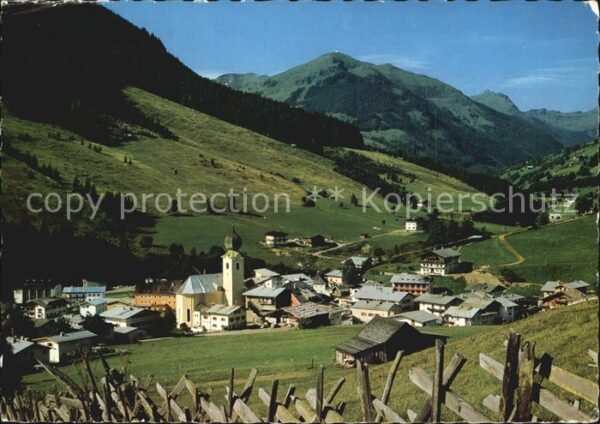 Saalbach-Hinterglemm mit Zwölferkogel
