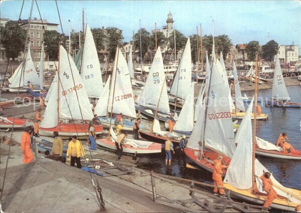 Segelboote Rostock.Warnemünde Am Alten Strom