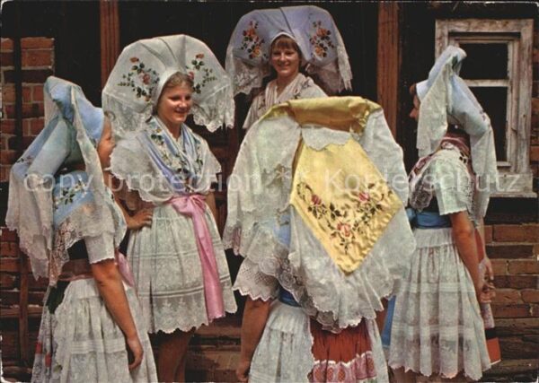 Trachten Burg Spreewald Niedersorbische Festtrac