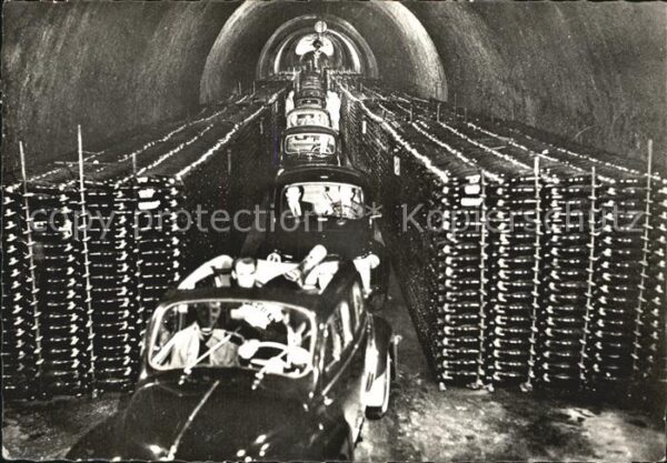 Alkohol Rally automobile dans les Caves Champag