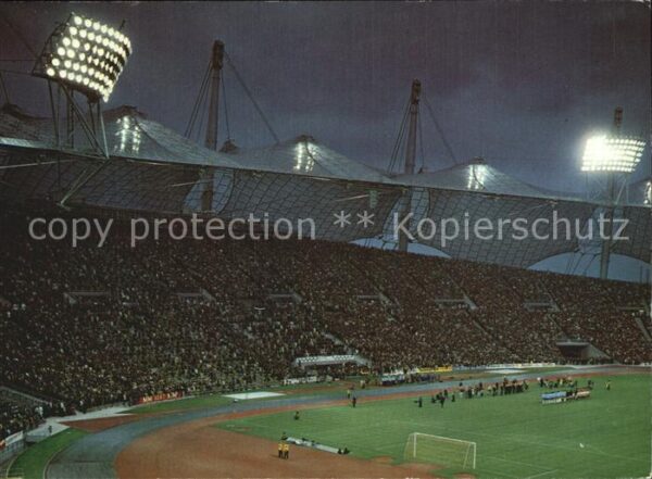 Stadion München Olympiastadion bei Nacht