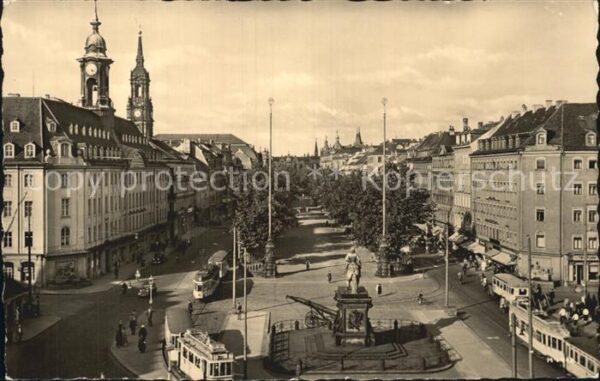 Dresden Strasse der Befreiung und Neustädter Ra