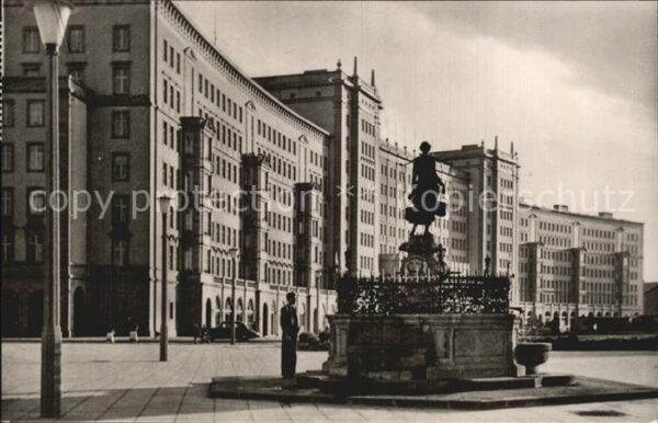 Leipzig Neubauten am Rossplatz mit Mägdebrunnen