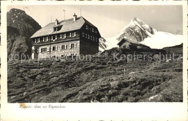 Krefelder Huette mit Kitzsteinhorn
