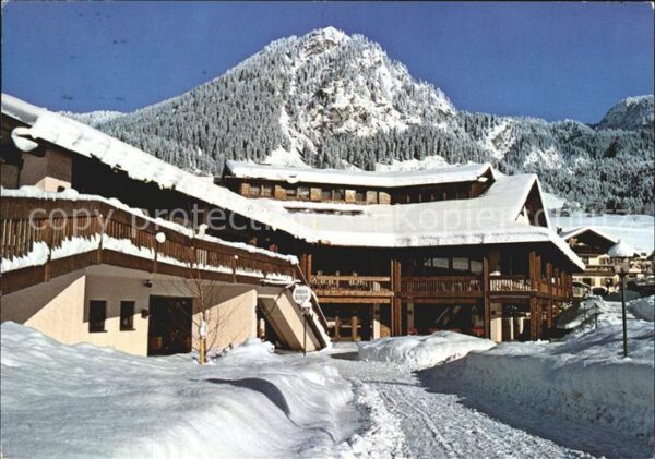Hindelang Kurhaus mit Hirschberg