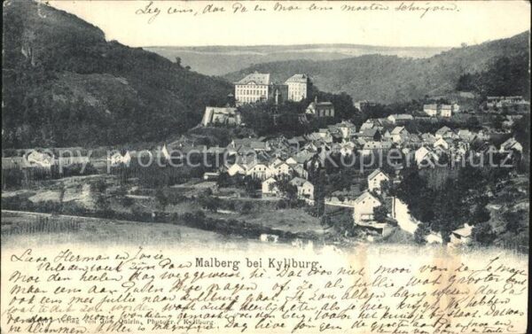 Malberg Eifel Gesamtansicht mit Schloss