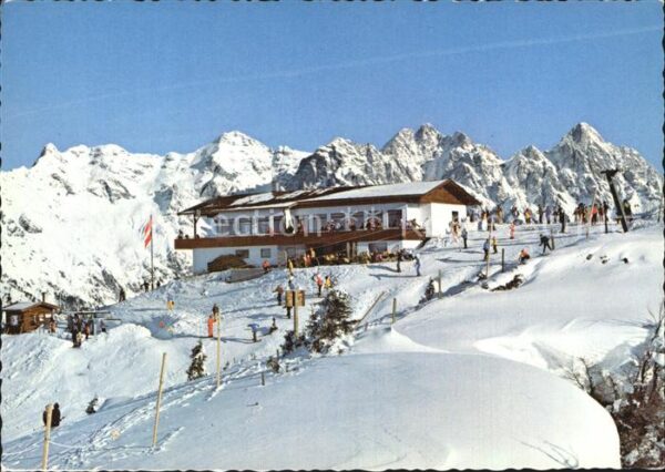 St Jakob Haus Berghaus Buchensteinwand gegen Steinber