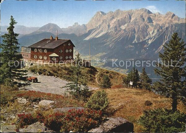 Krummholzhuette Hauser Kaibling Berghaus Dachsteingrupp