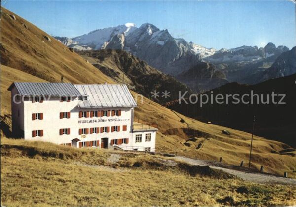 Rifugio Piccolo Valentini Dolomiti de Fassa Gruppo Sella veduta c