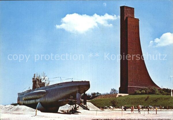 Laboe Marine Ehrenmal und U 995 Technisches M
