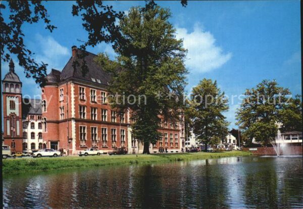 Oldenburg Niedersachsen Hauptpost und Stau