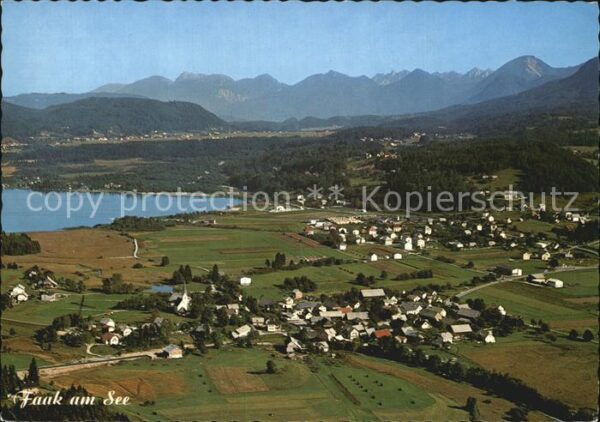 Faak am See Finkenstein gegen Karawanken Fliegeraufnahme