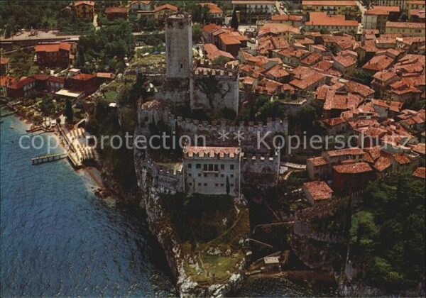 Malcesine Lago di Garda Veduta aerea del Castello Schloss