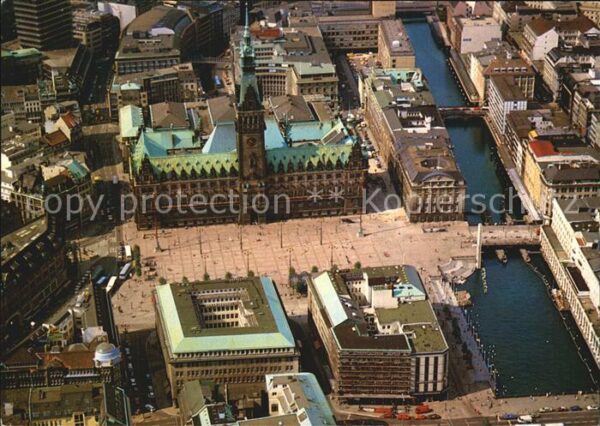 Hamburg Fliegeraufnahme Rathaus
