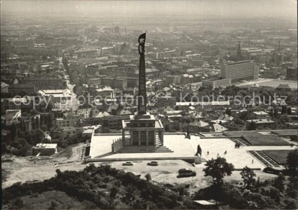 Bratislava Pressburg Pozsony Slavin Pohled na mesto