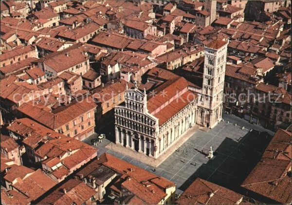 Lucca Chiesa San Michele veduta aerea