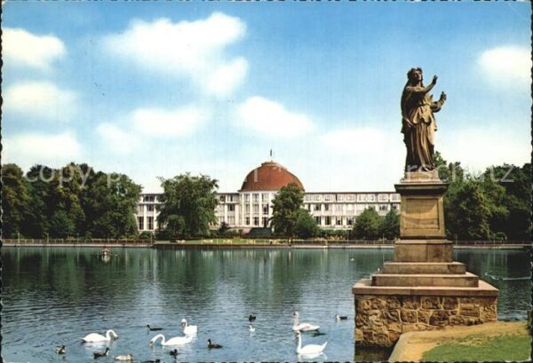 Bremen Parkhotel See Schwäne Statue