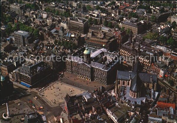 Amsterdam Niederlande Panorama met Koninklijk Paleis en Nieuw