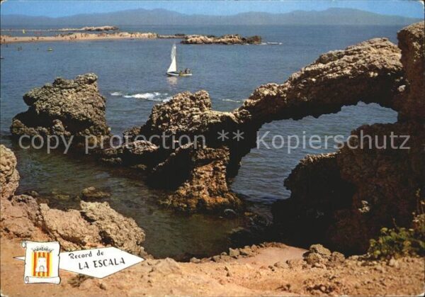La Escala Costa Brava Playa de Ampurias al fondo las Musclera