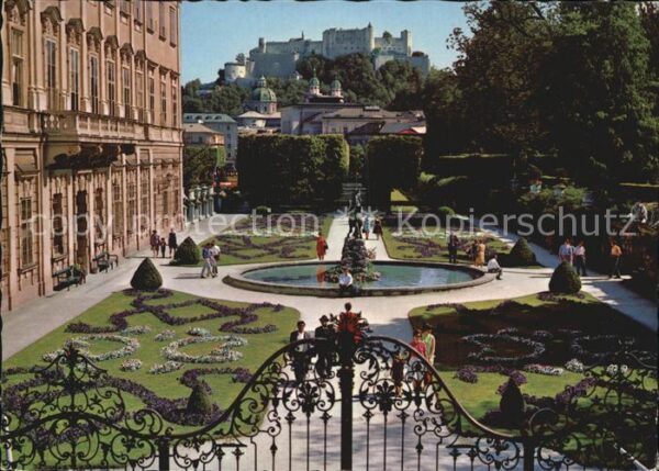 Salzburg Oesterreich Mirabellgarten Dom Festung Hohensalzbur