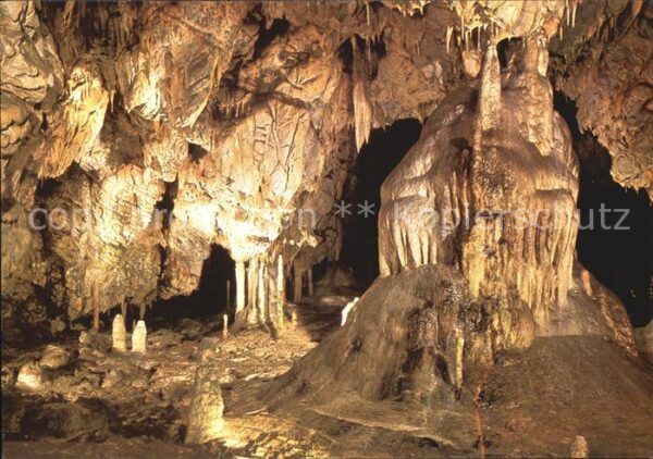 Hoehlen Caves Grottes Moravsky Kras Katerinska jeskyne