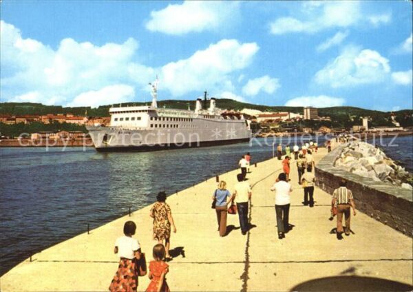 Faehre Ferry Bac Traghetto-- Eisenbahnfährschiff Rügen Sassnitz