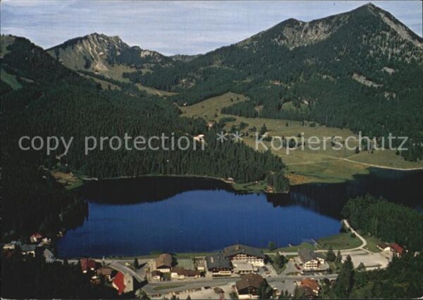Spitzingsee mit Blick zur Bodenschneid Brecherspitz