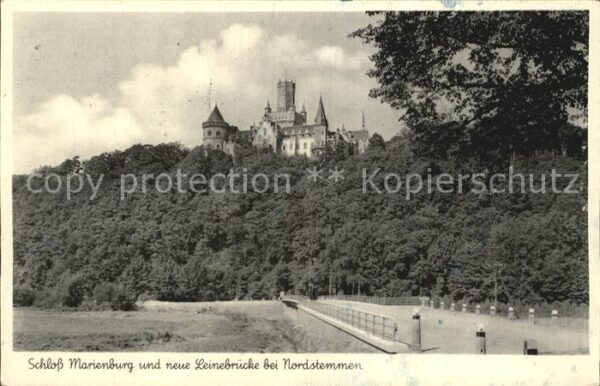Nordstemmen Schloss Marienburg und neue Leinebrücke
