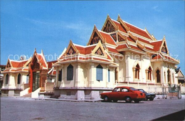 Bangkok Temple of Wat Traimitr vitayaram viharn