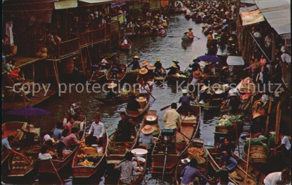 Thailand Rajburi Province Damnernsaduak Schwimme