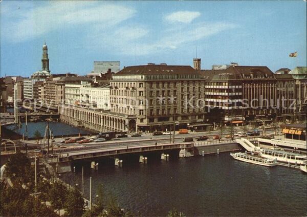Hamburg Alsterarkaden Michel