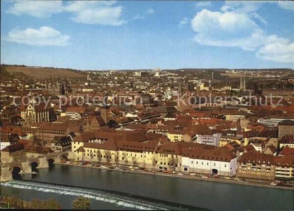 Wuerzburg Blick von der Festung Marienberg
