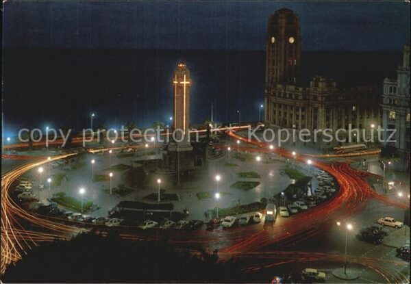 Santa Cruz de Tenerife Plaza Espania de noche